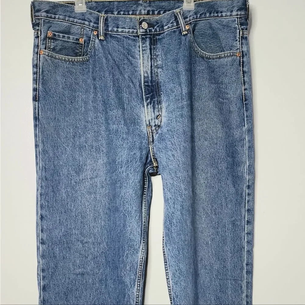 Levi Strauss 550 men's size 42x32 light distressing as photographed jeans blue